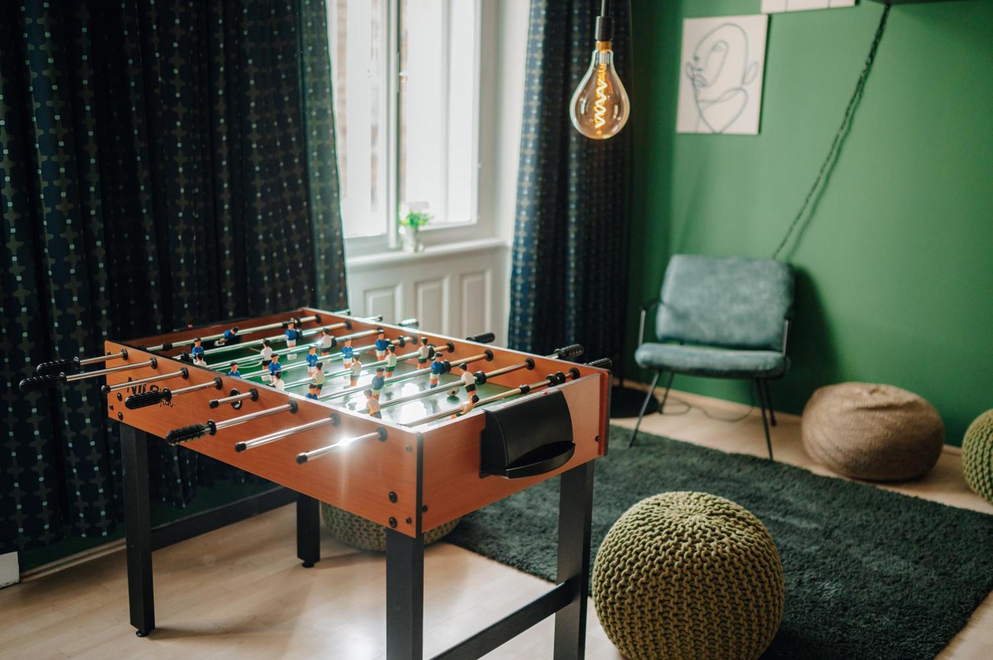 Cinema Billiard & Foosball - Centre Praga