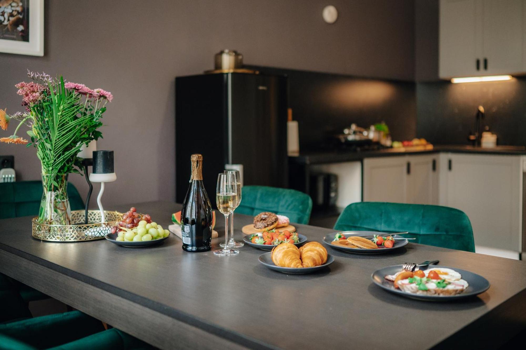 Apartament Cinema Billiard & Foosball - Centre *