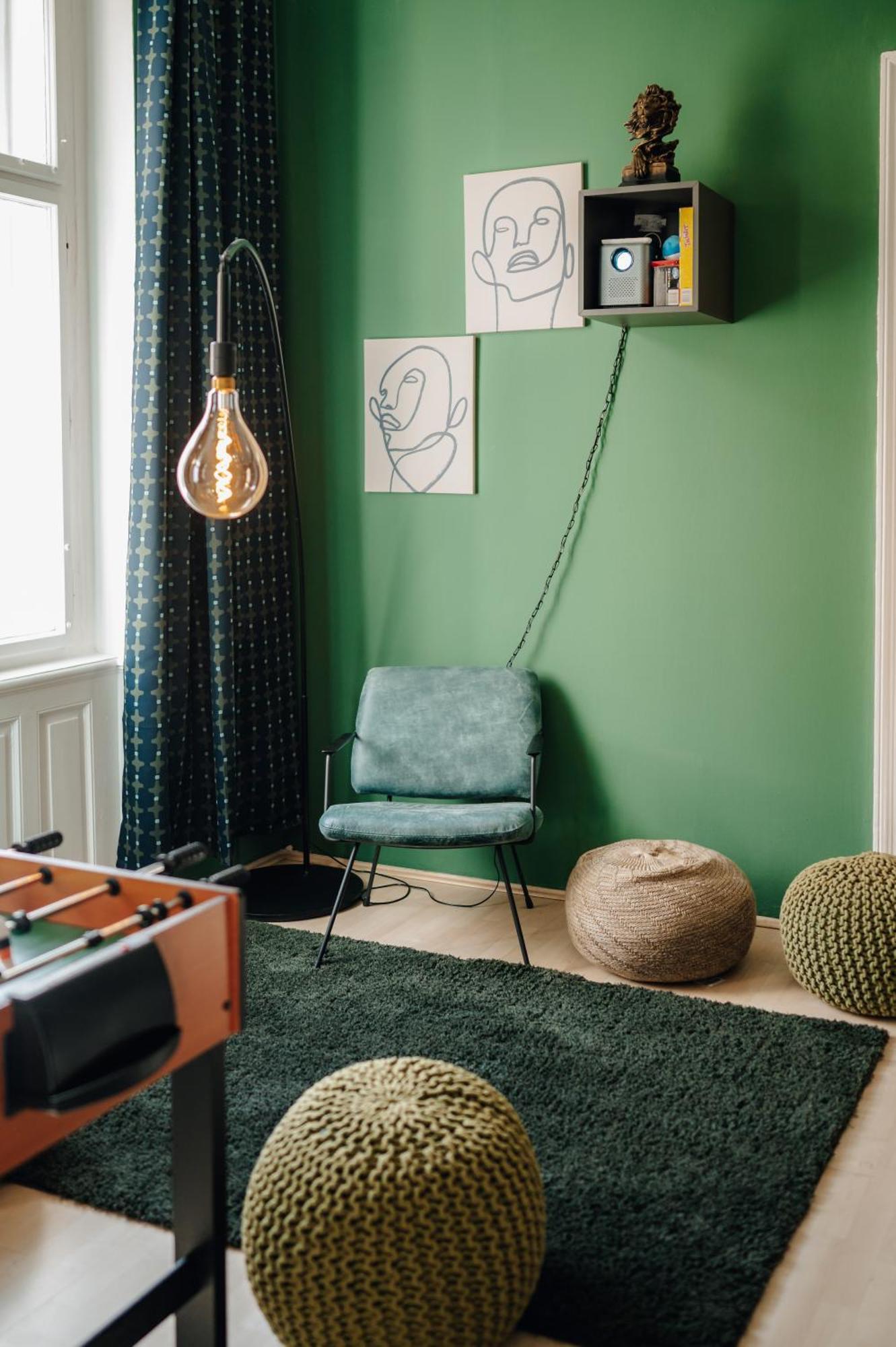 Cinema Billiard & Foosball - Centre Apartament *