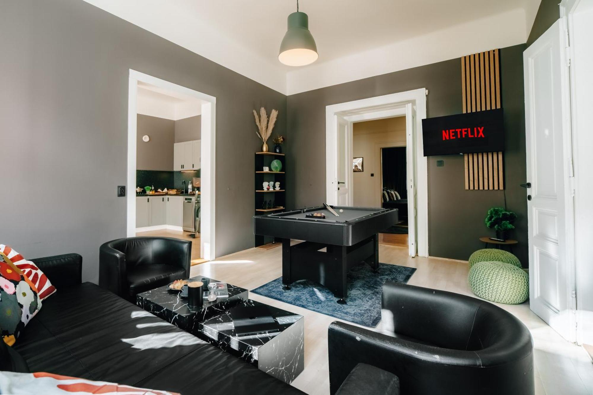 Cinema Billiard & Foosball - Centre Apartamento Praga